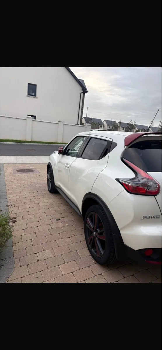 Nissan Juke Premium CVT Red EX.New NCT - Image 1