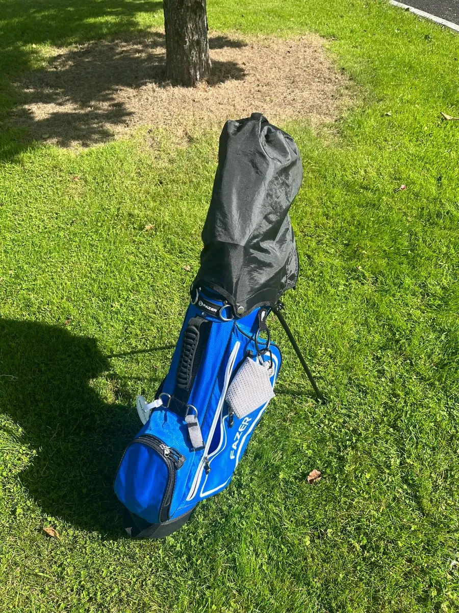 Junior 4 piece golf set (LH) - Image 3