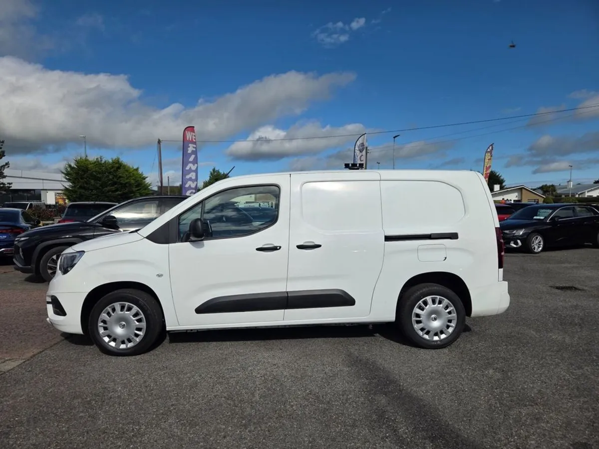 Vauxhall Combo 2300 Sportive TD - Image 4