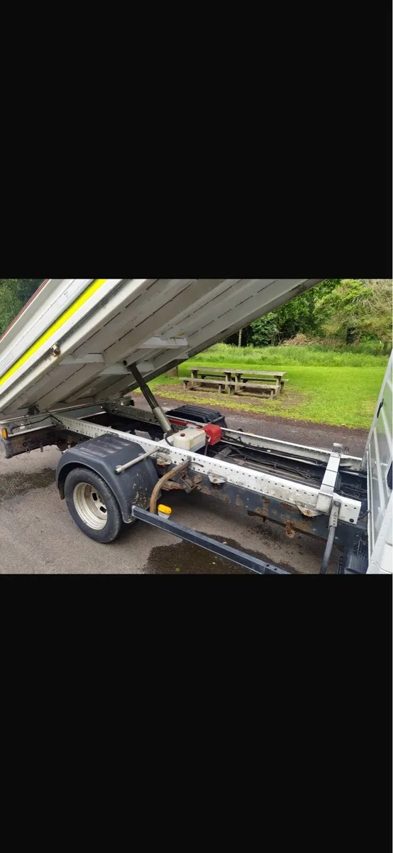 IVECO DAILY TIPPER 50-150 (5.5ton) - Image 4