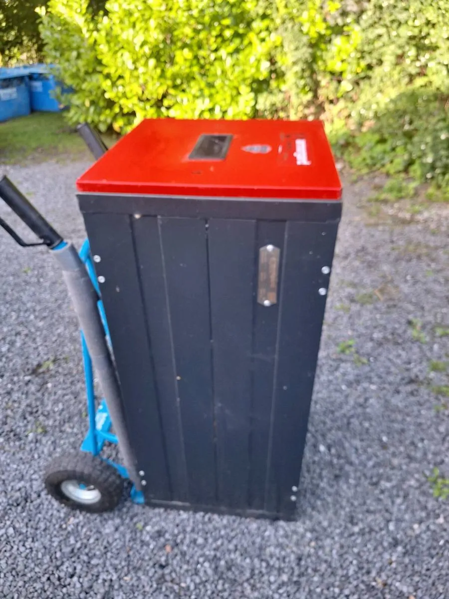 lock box - Image 1