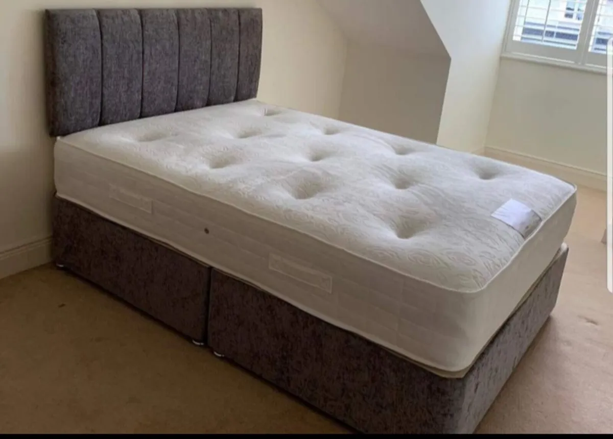 Luxury Crushed Velvet Beds – Complete Packages - Image 3