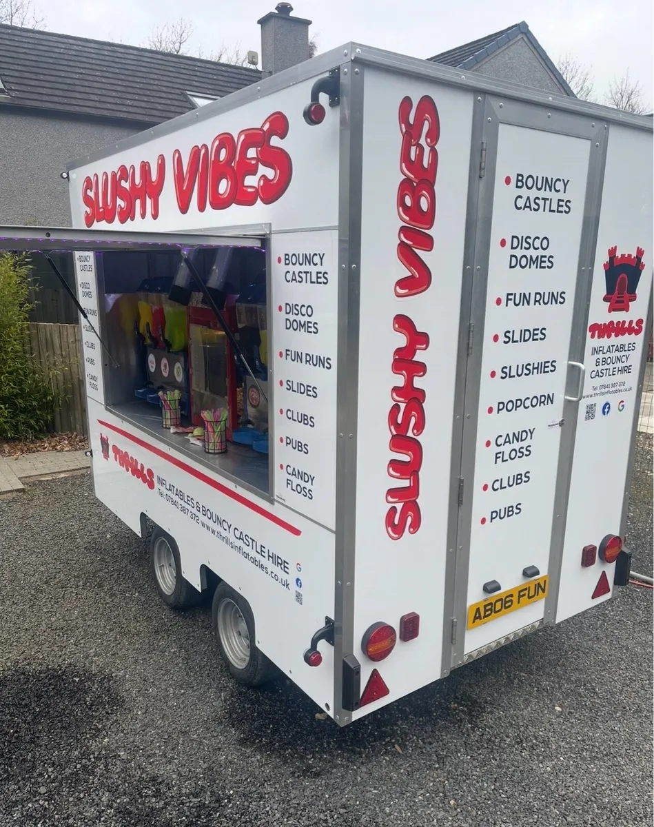 Slush Trailer Catering - Image 3