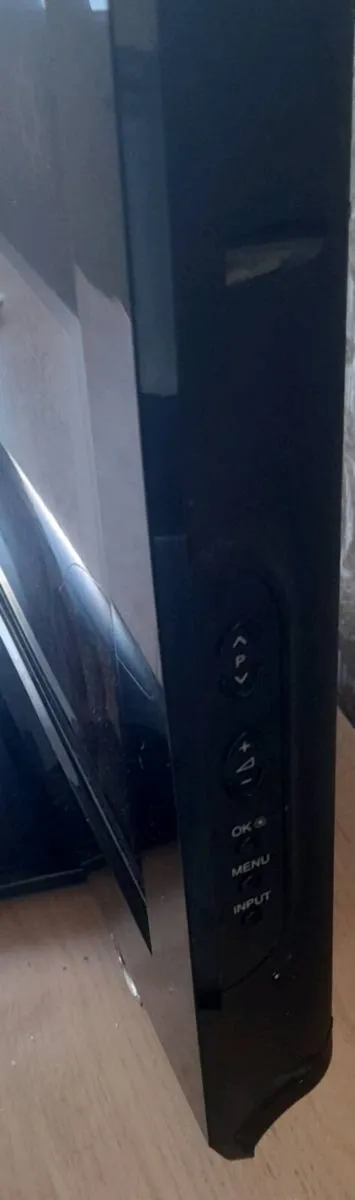 42 inch LG plasma tv for sale - Image 4