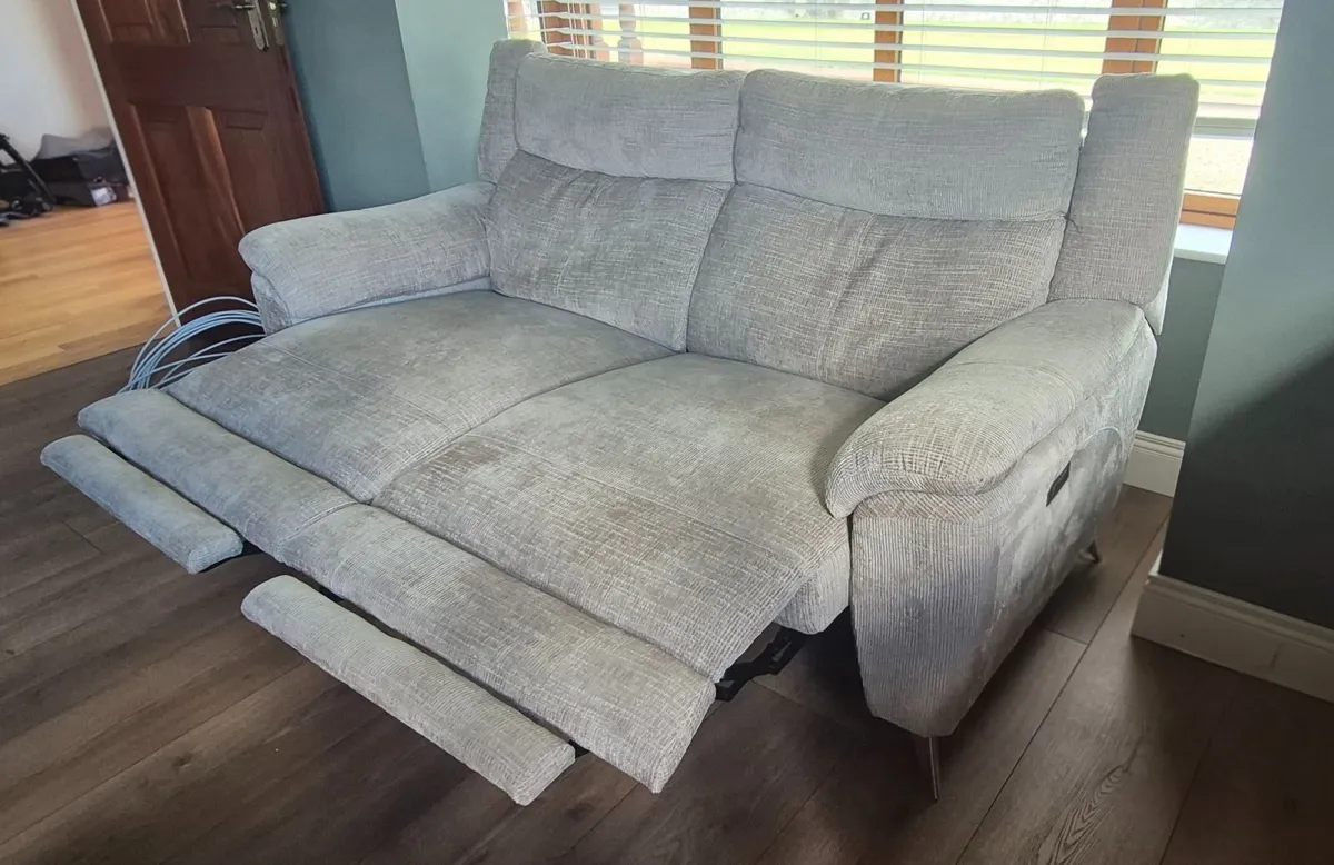 BRAND NEW Electric Reclining Sofa Suite - Image 2