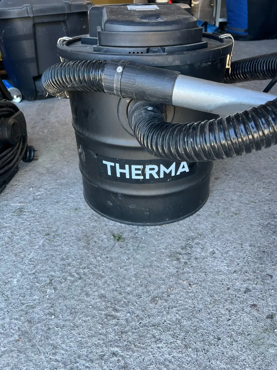 Ash vacuum cleaner - Image 1