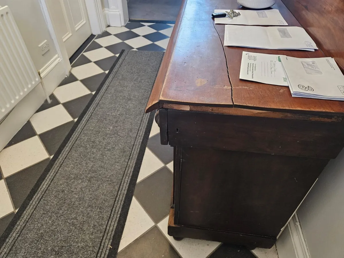 Hall table - Image 2