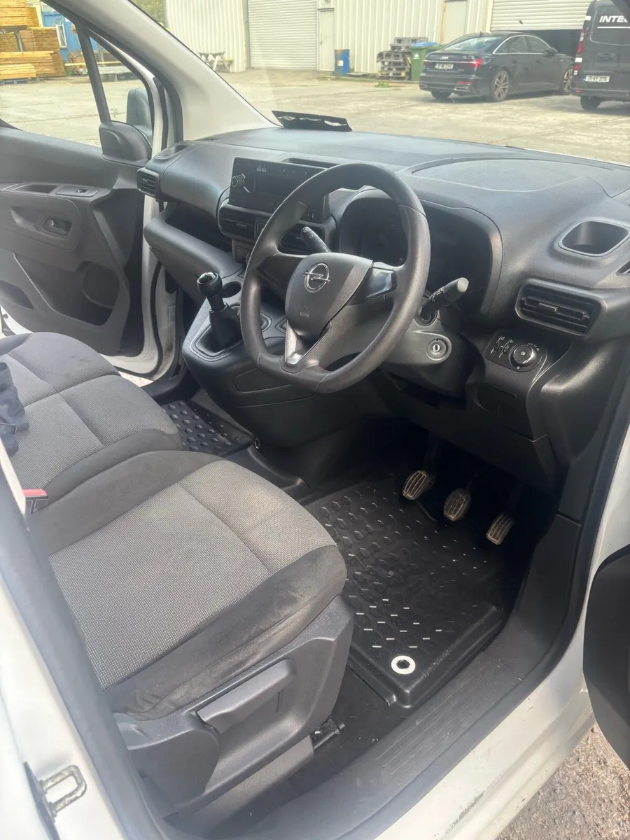 Opel combo - Image 3