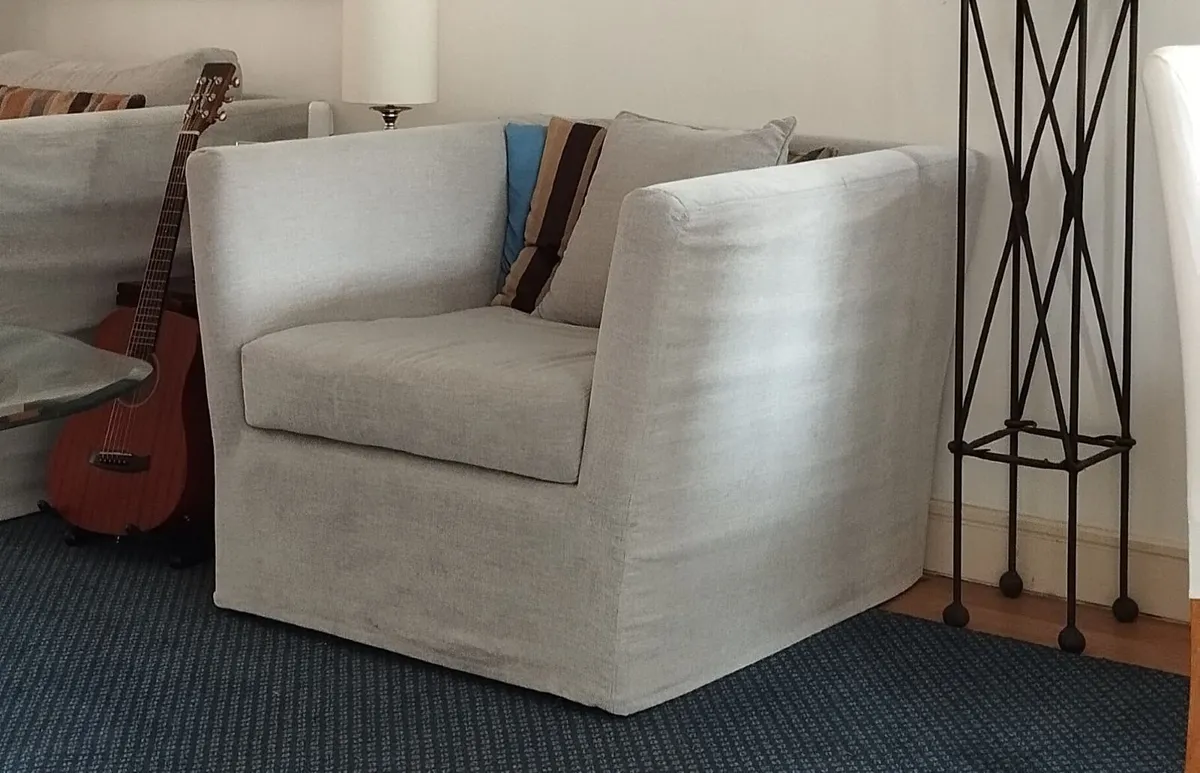 Sofa & Matching Chairs - Image 3