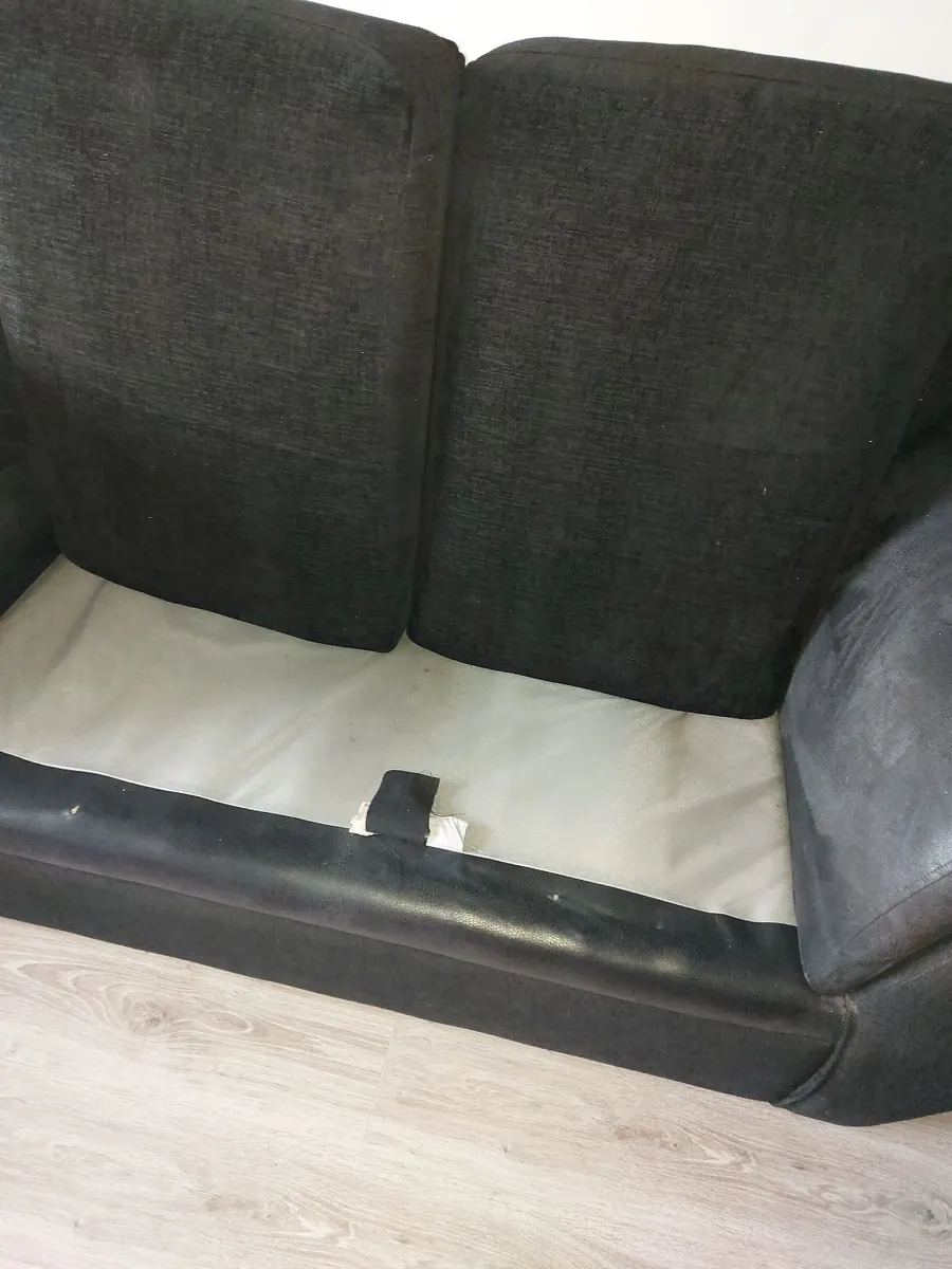 2 seater sofa - Image 3