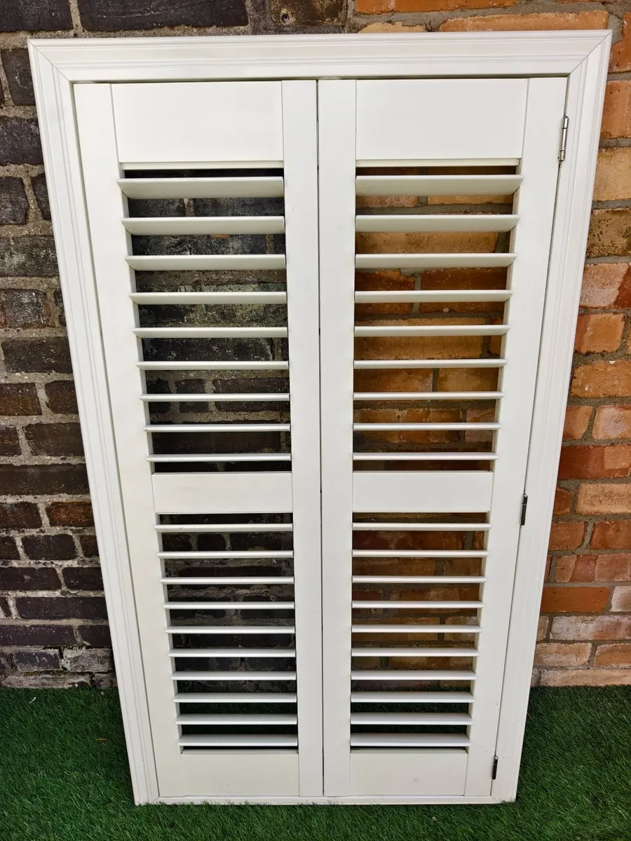 Vintage-style louvered internal window shutter - Image 1