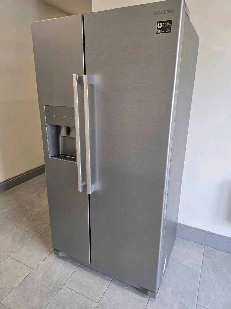 Samsung American Fridge Freezer - Image 2