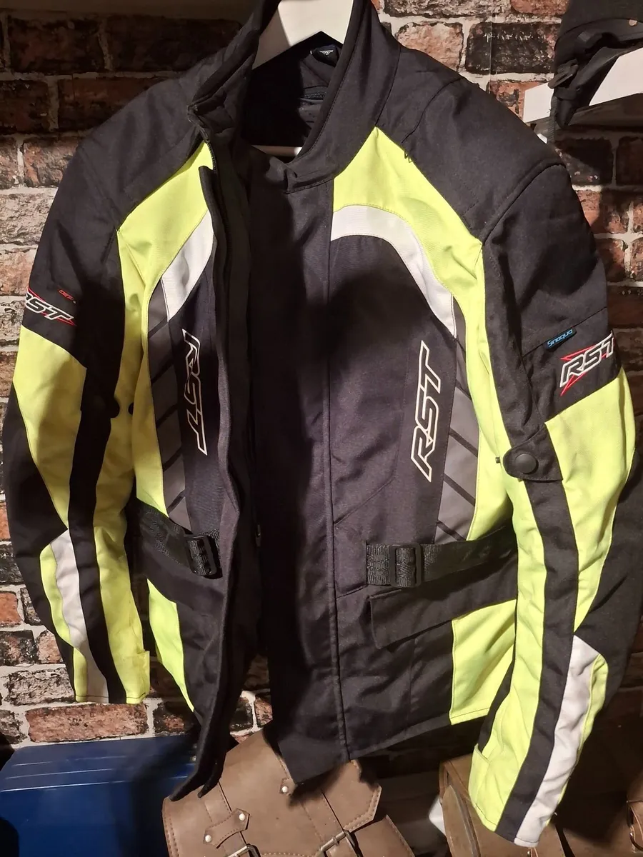 Motorbike clothing - Image 1