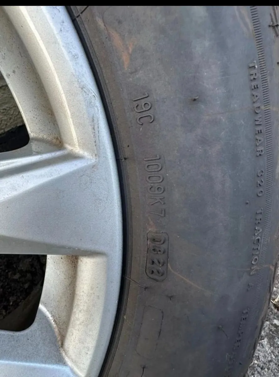 Audi 19 Alloy Wheels with Bridgestone 255 - 35 R19 - Image 2