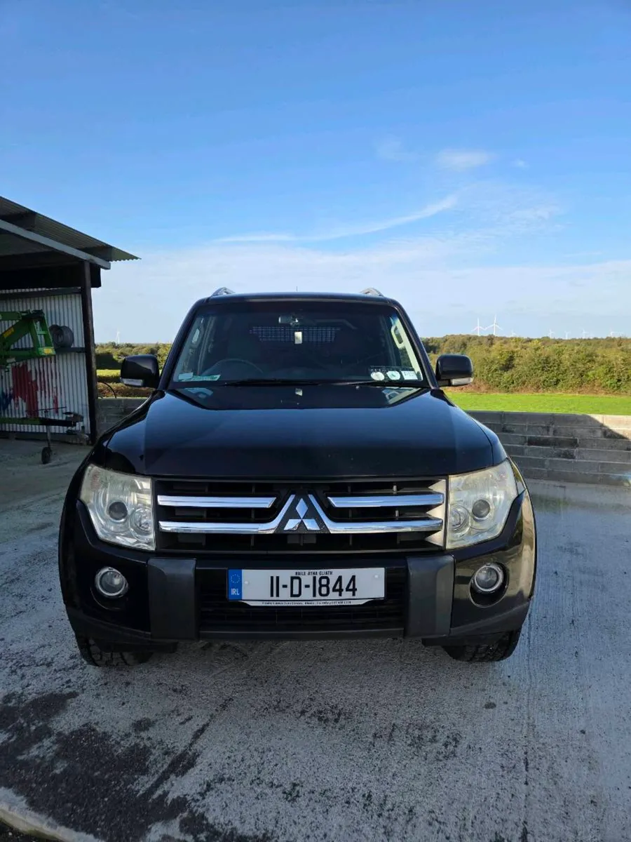 Mitsubishi Pajero - Image 4