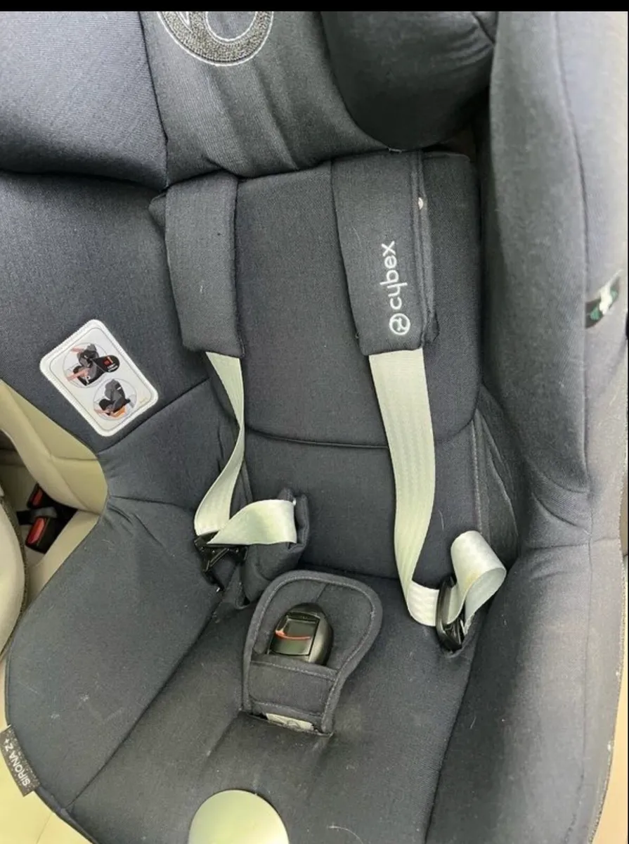 Cybex Sirona car seat & base - Image 2