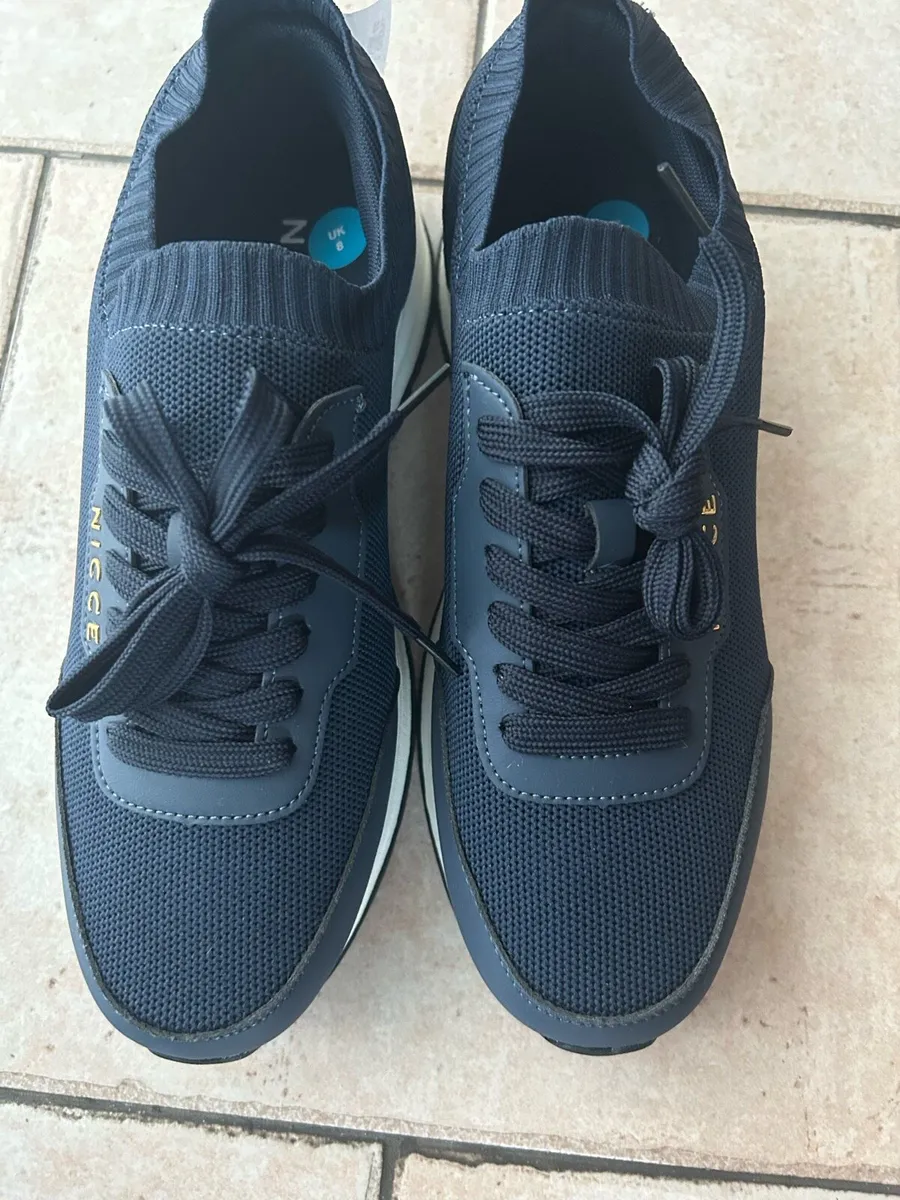 Men’s Shoes - Image 2