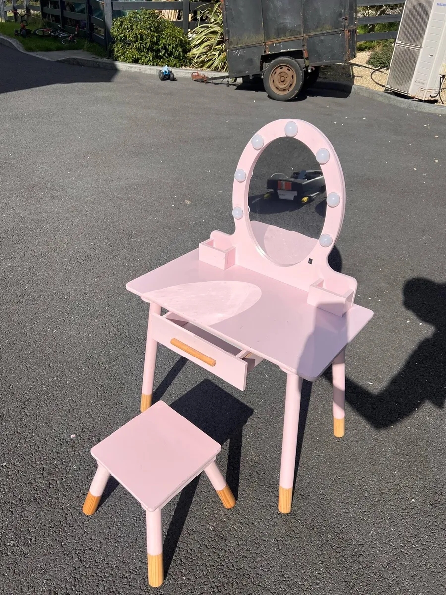 Wooden Light-Up Vanity Table and Stool - Image 1