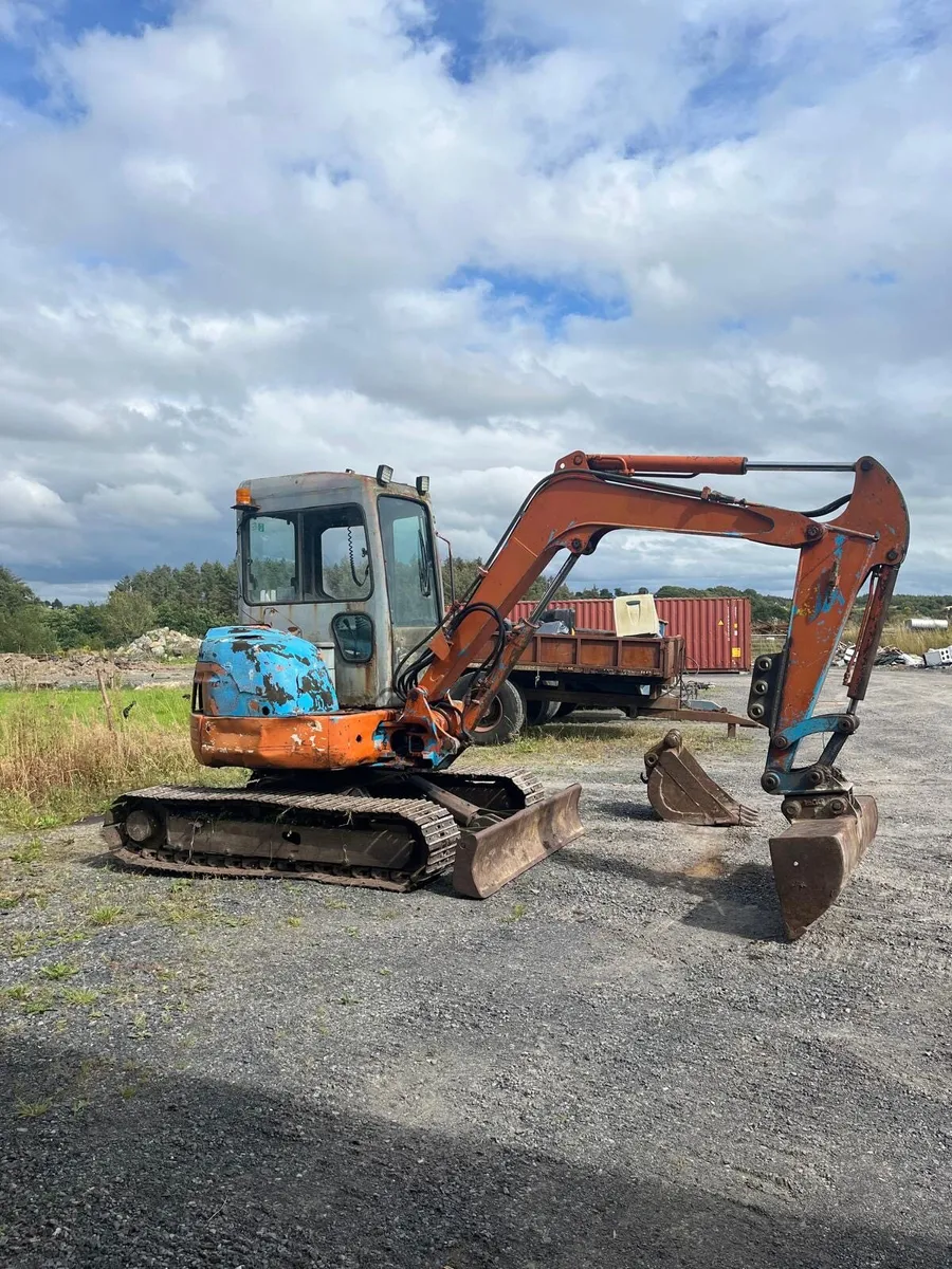 HITACHI EX 40u - Image 1