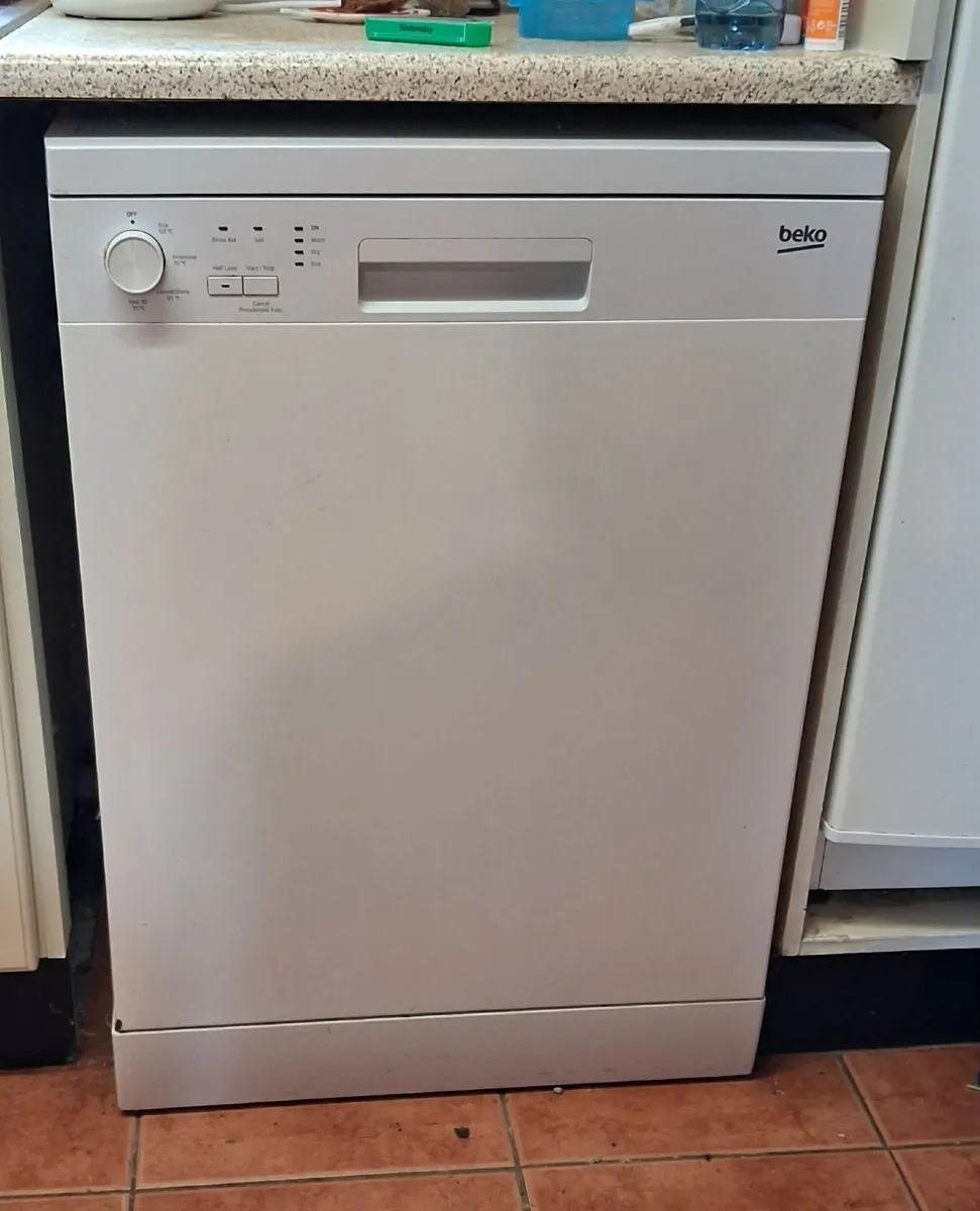 Dish Washer - Image 1