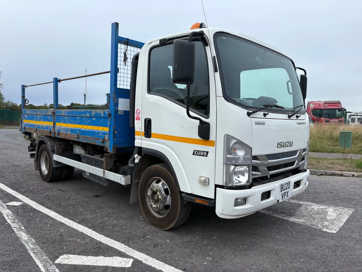 Isuzu 7.5 To Tipper - Image 1