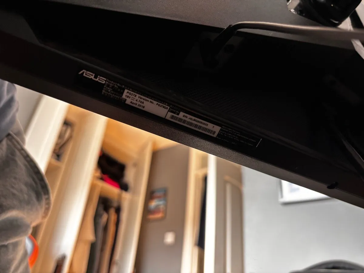 ASUS ROG PG278QR gaming monitor - Image 2