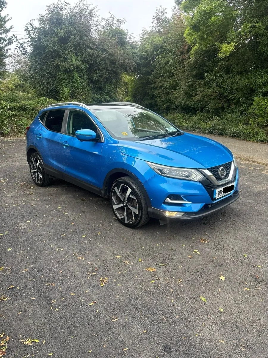 2019 Nissan qashqai - Image 1