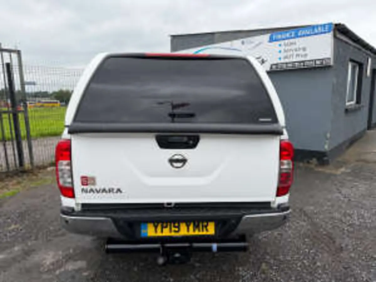 NISSAN NAVARA 2.3 Navara Tekna dCi 4WD 5dr - Image 3