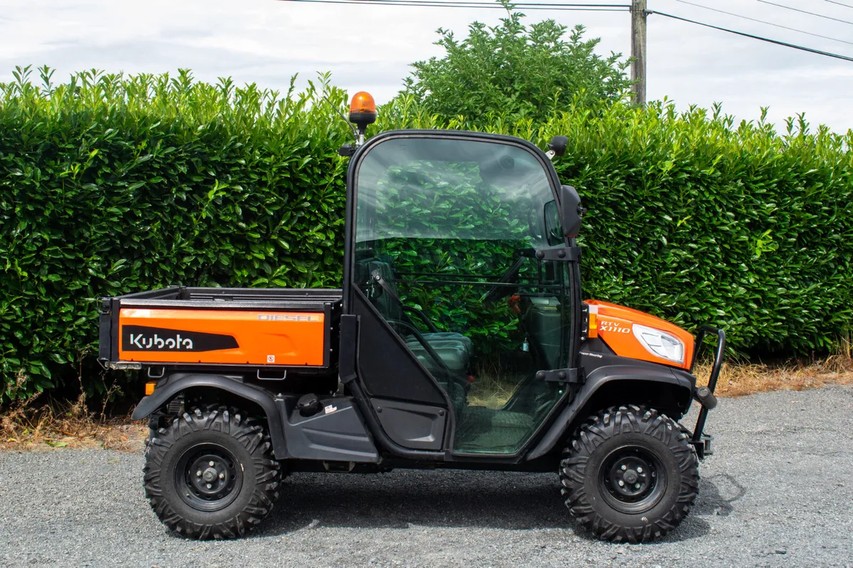 2023 Kubota RTV X1110 Orange - Image 3