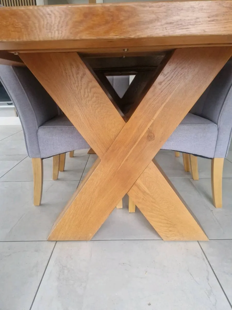 Kitchen table - Image 2