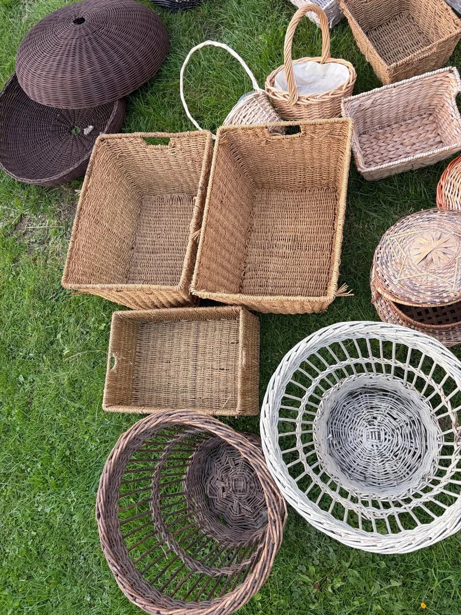 basket bundle €30 for all in one - Image 2
