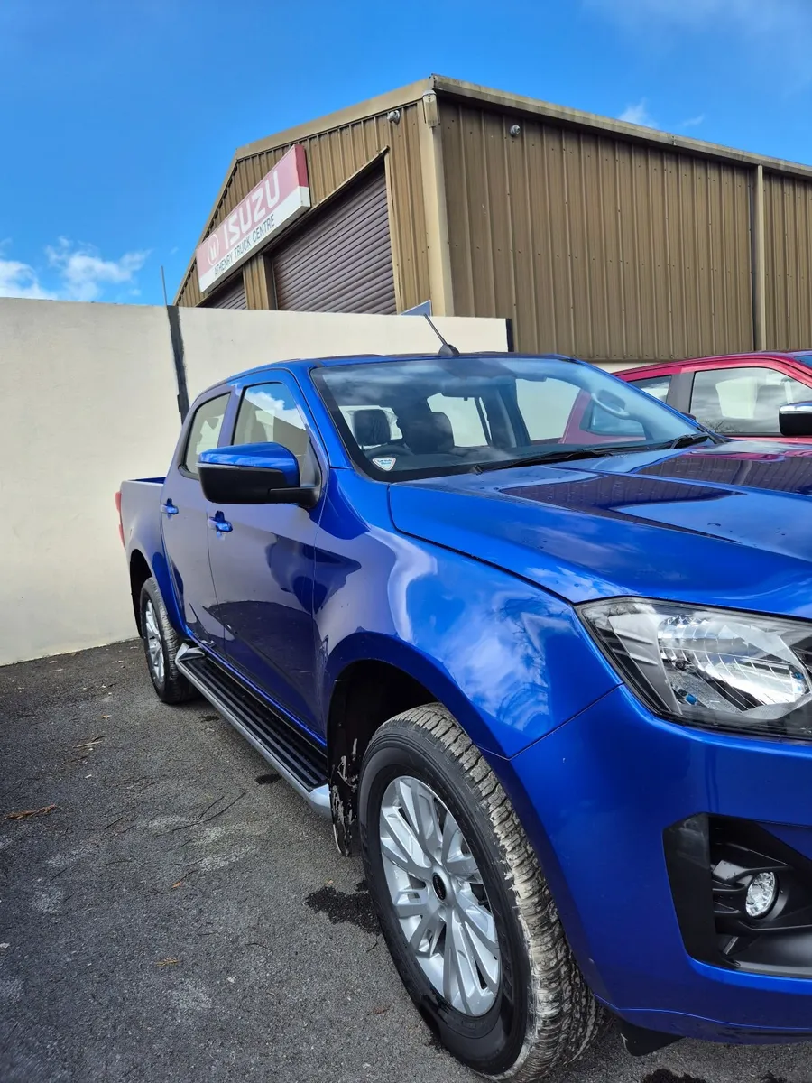 ISUZU DMAX L - Image 3