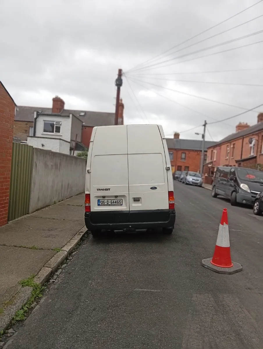 Ford Transit 2005 - Image 2