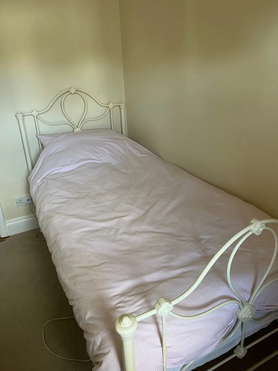 Single Beds Pair