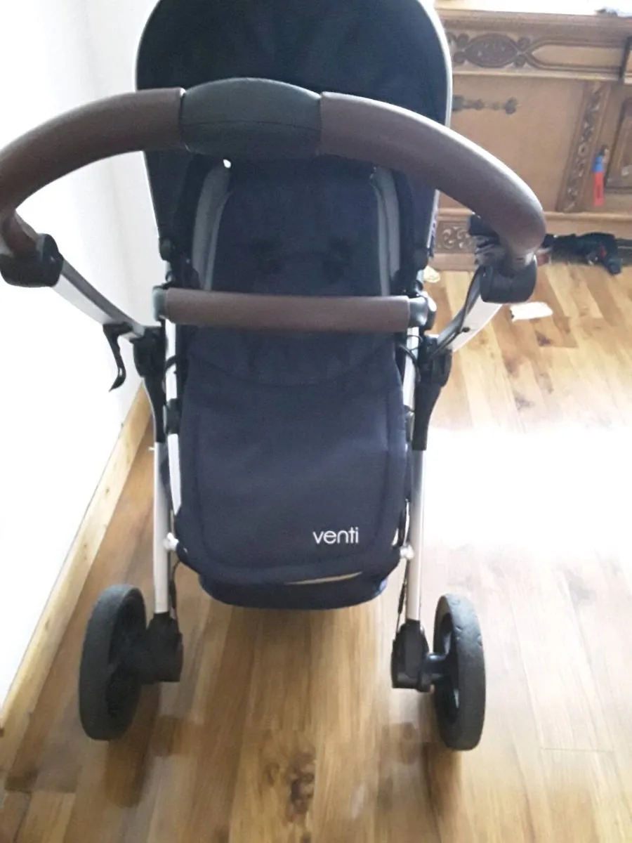 Lovely new condition venti buggie performances esp - Image 4