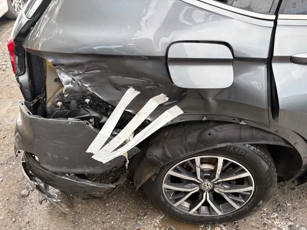 2021 Vw Tiguan 7 Seats 2.0 Diesel - Image 2