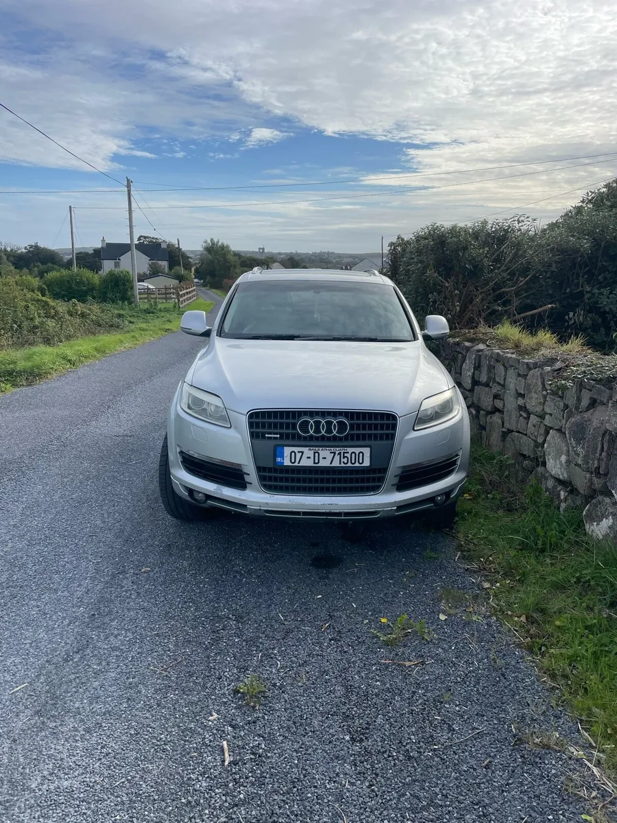 Audi q7 - Image 1