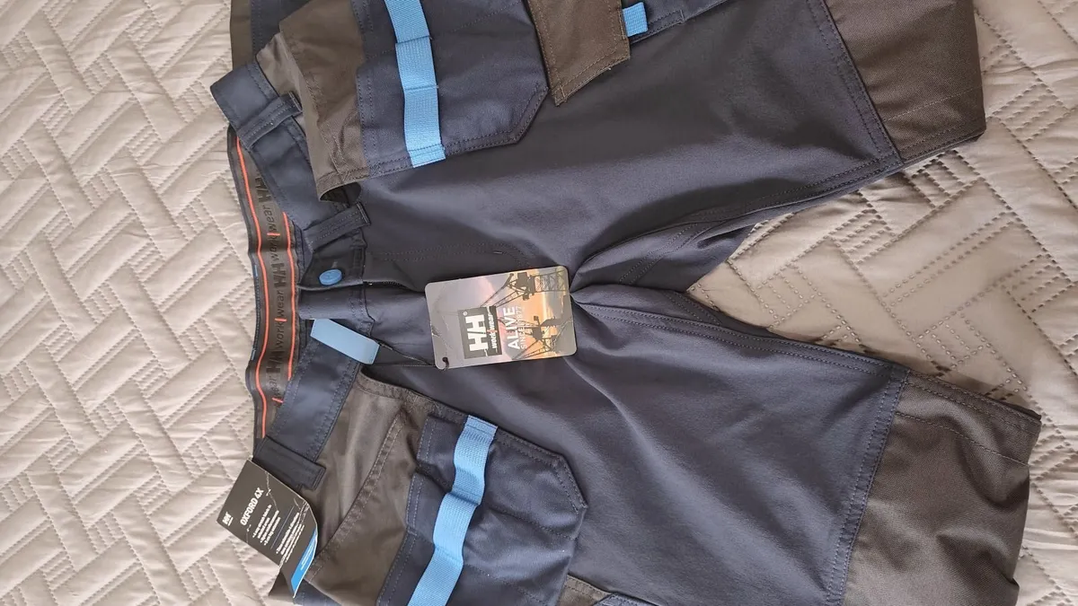 Helly Hansen Oxford 4X craftsman trousers - Image 2