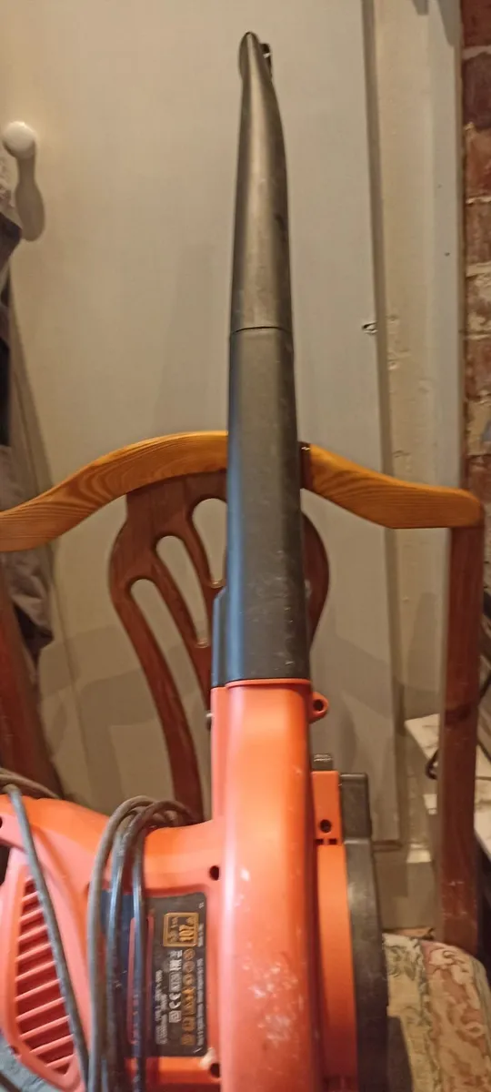 Black & Decker Leaf Blower - Image 3