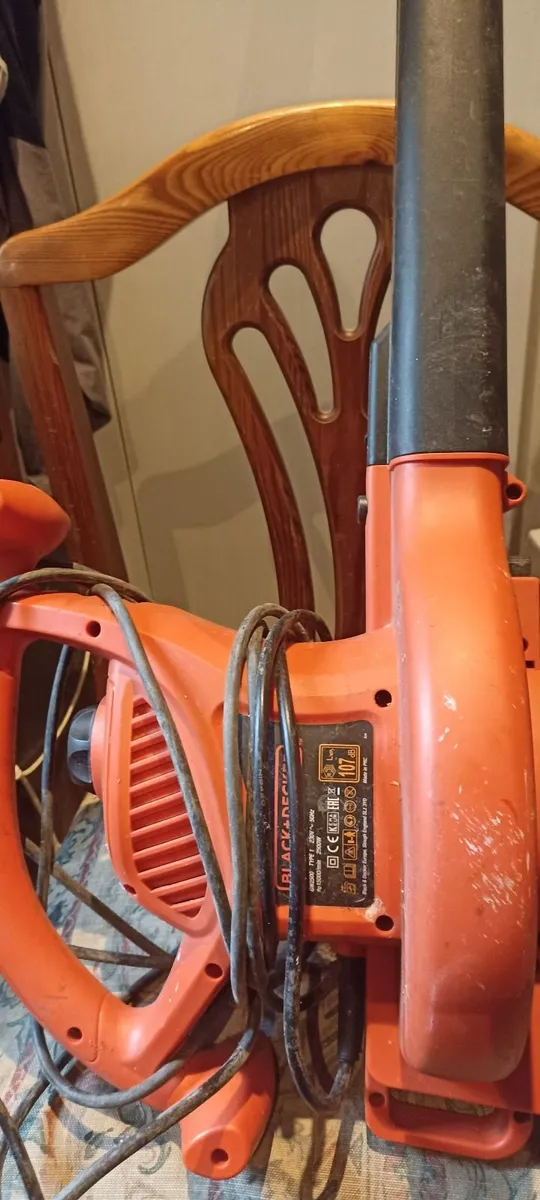 Black & Decker Leaf Blower - Image 1