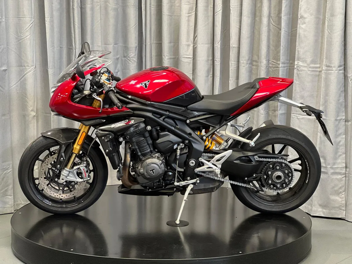 EX Demo 2022 Triumph Speed Triple 1200 RR - Image 2