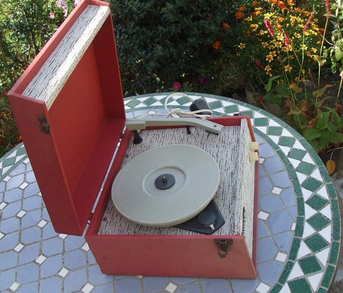 Dansette vintage record player, serviced - Image 4