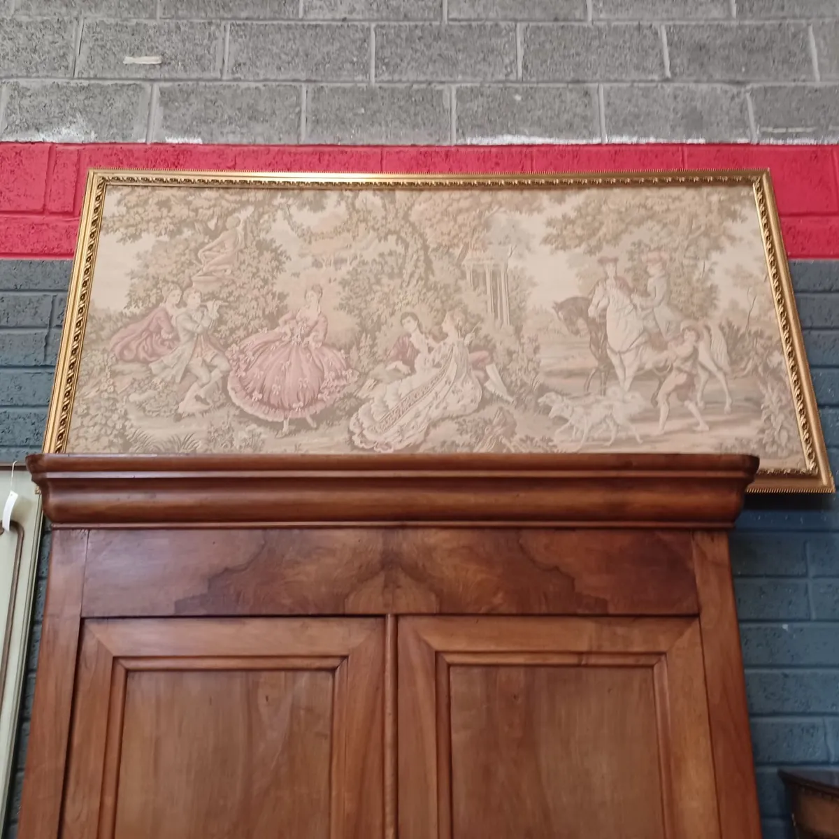 Nineteenth-century tapestry in a gold frame - Image 1