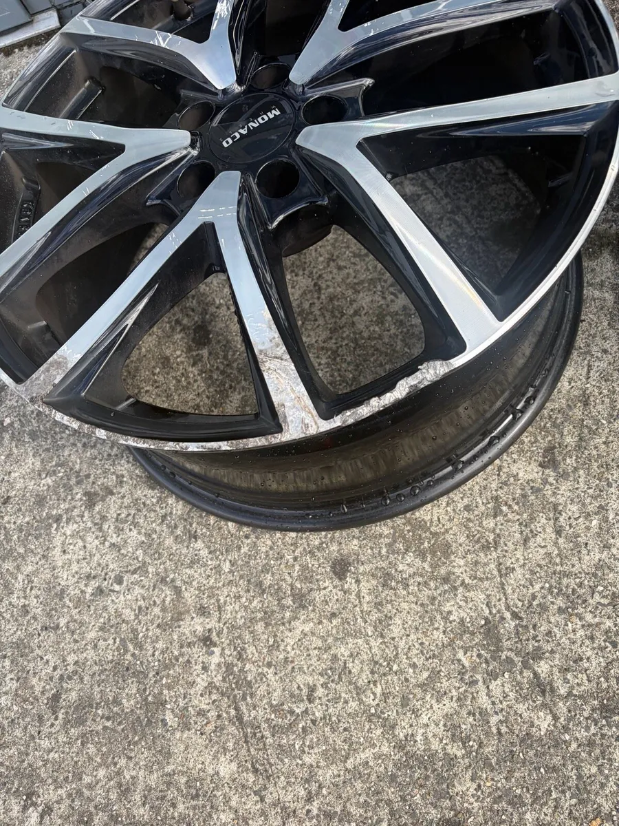 18” Monaco Alloy Wheels – 7.5J ET45 – Set of 4 - Image 3
