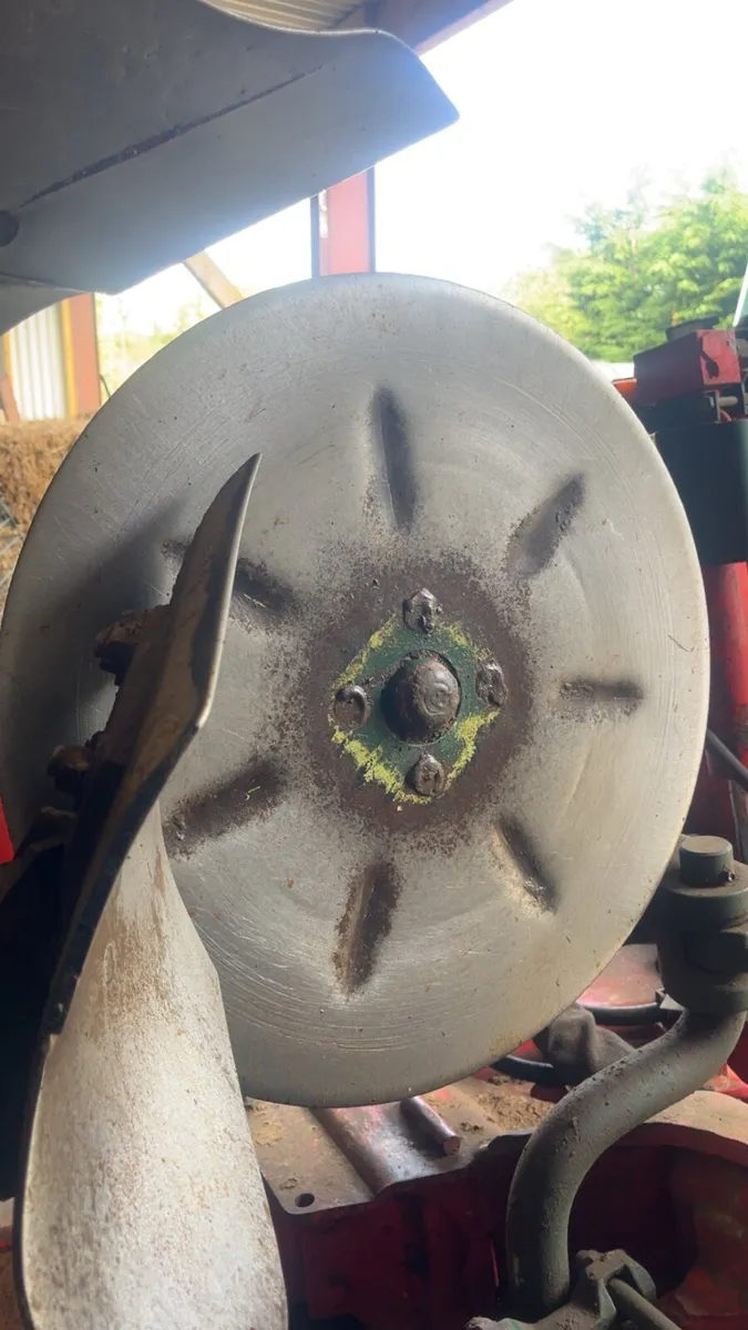 Vogel and noot 2 furrow reversible plough - Image 3