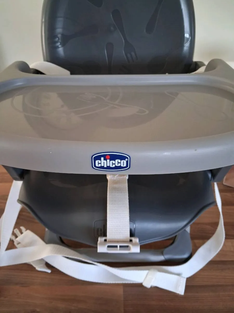 Booster chicco pocket snack seat - Image 2