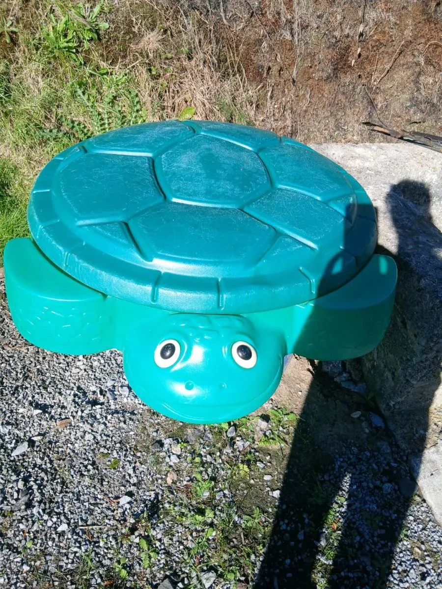 Little tikes sand pit - Image 3