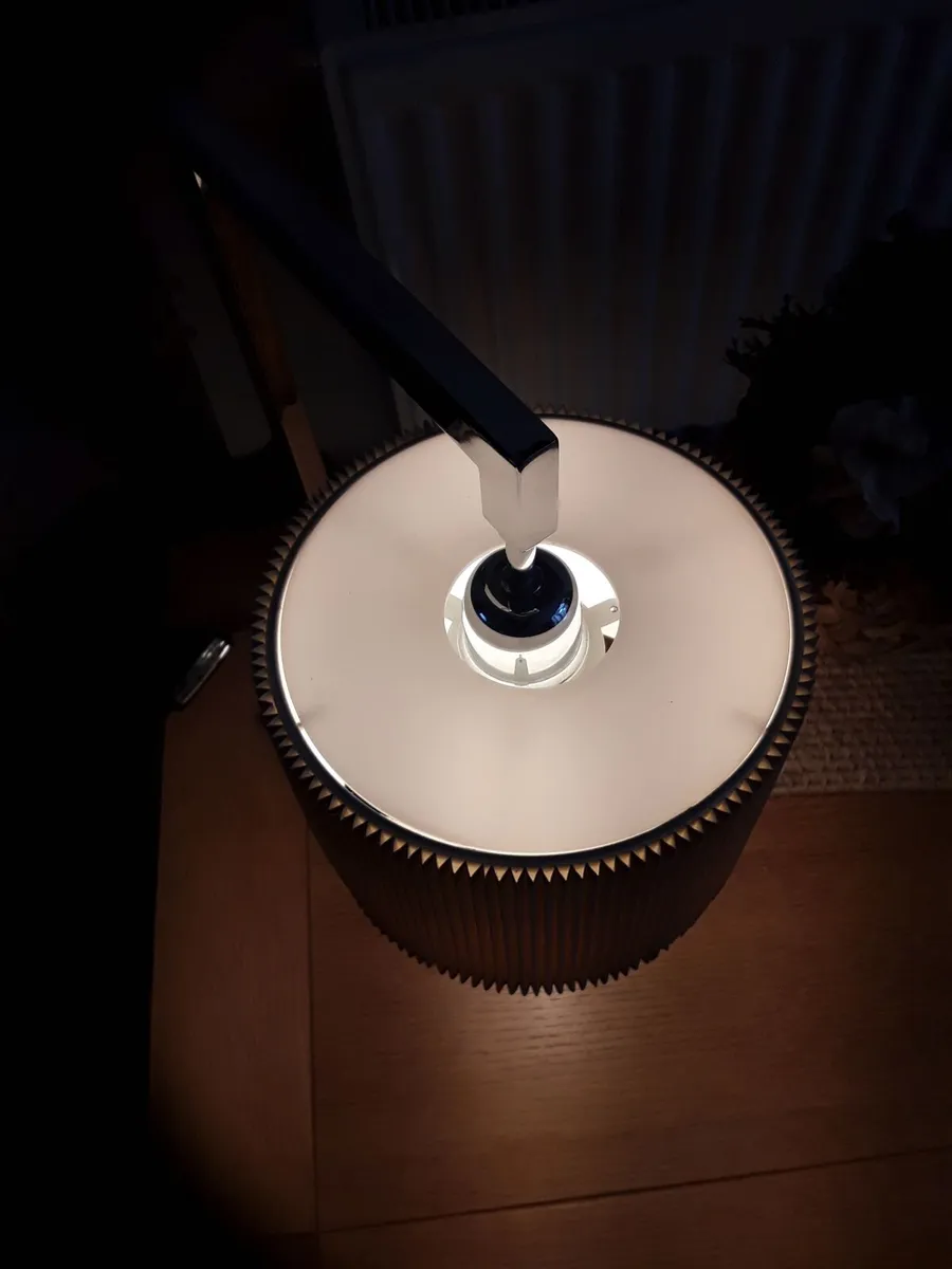 As new very heavy modern Chrome table lamp - Image 2