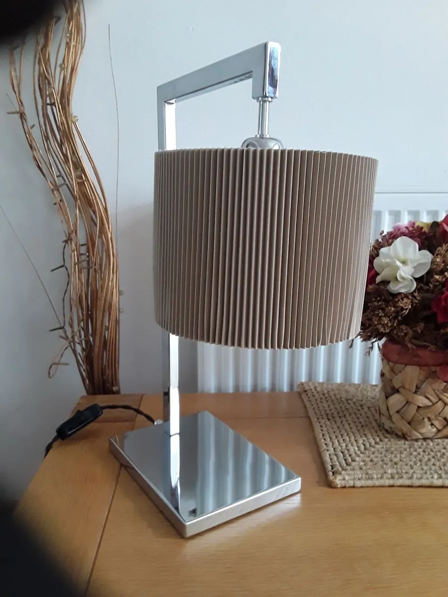 As new very heavy modern Chrome table lamp - Image 4