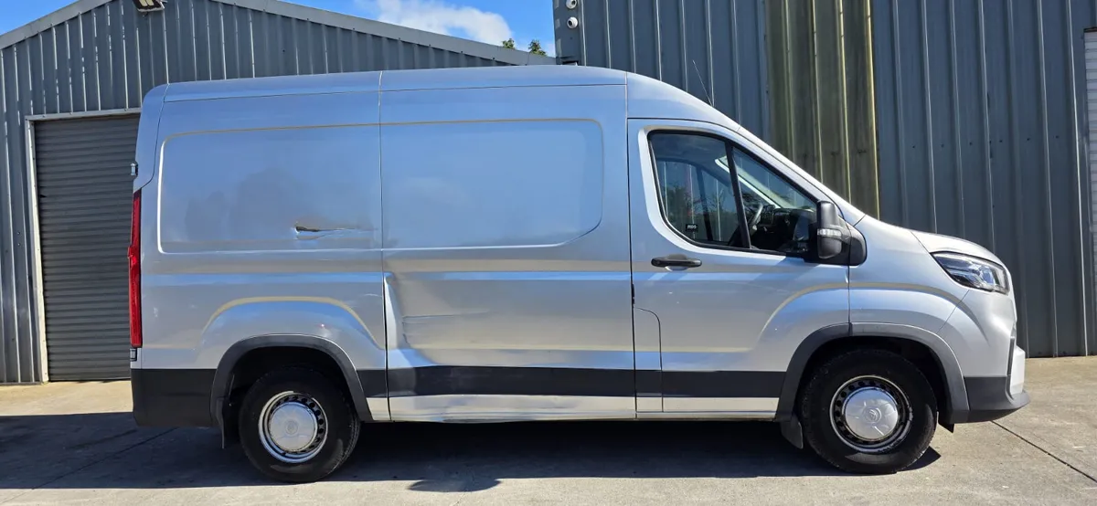 221 MAXUS DELIVER 9 - Image 4